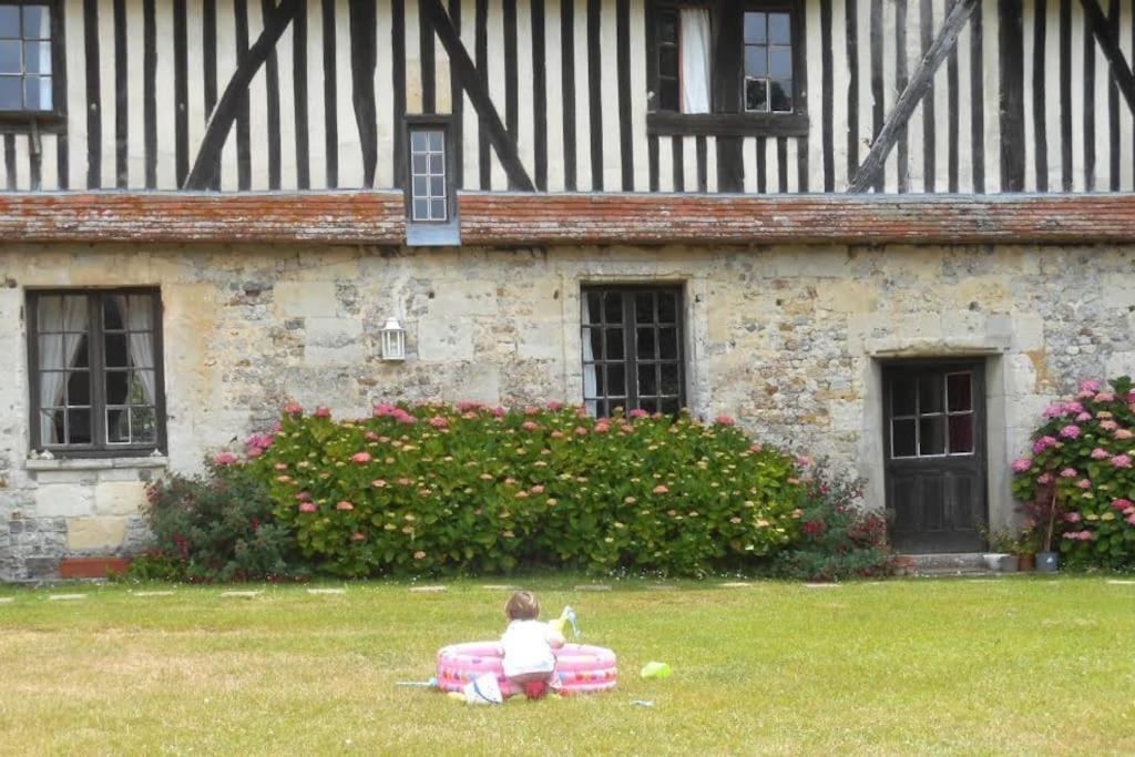 La Ferme Du Chateau Fauguernon Экстерьер фото